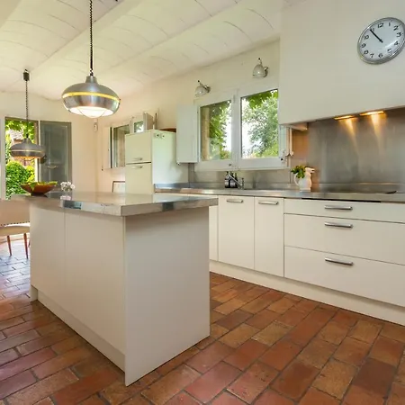 Moss Grey House Villa