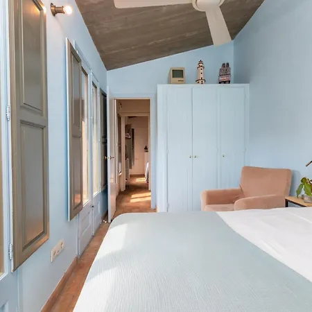 Moss Grey House Villa